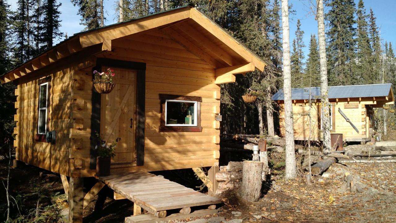 | Blackburn Cabins - McCarthy, Alaska