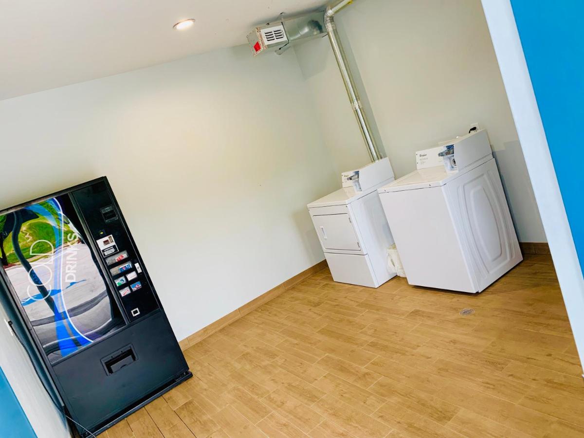 | Americas Best Value Inn & Suites