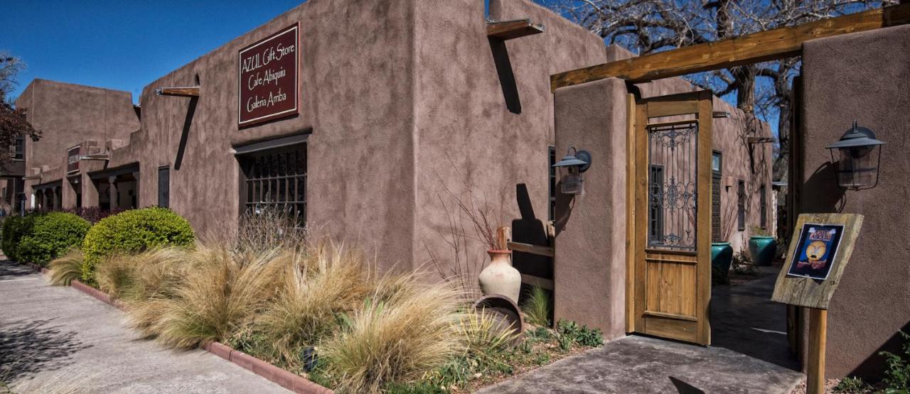 | Abiquiu Inn