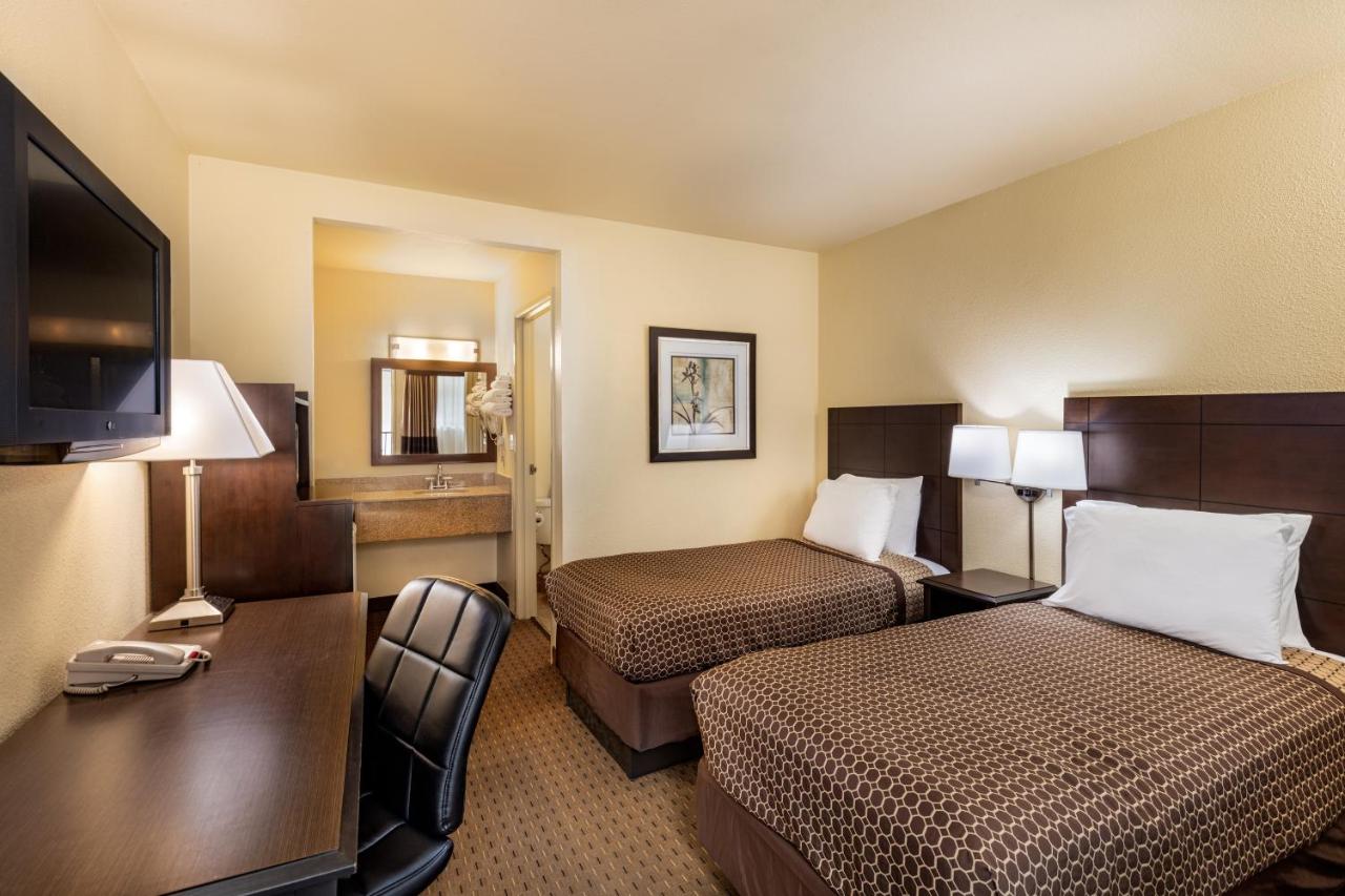 | Key Inn and Suites