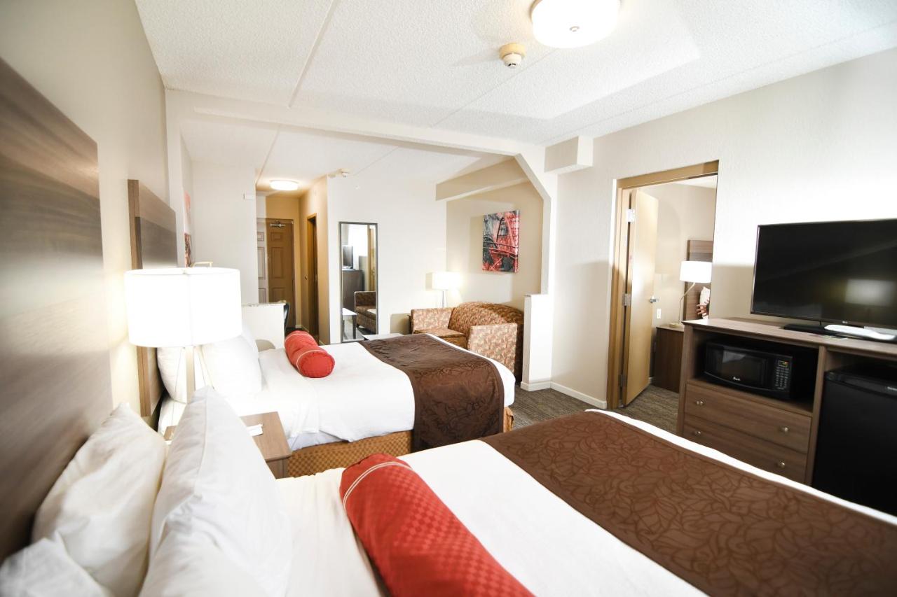 Room #25308914 at Best Western Plus Sandusky Hotel & Suites