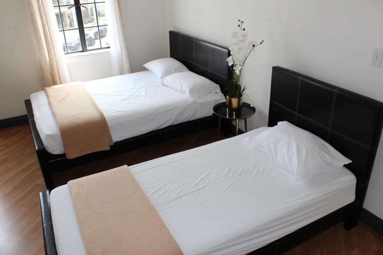 | Libra Hotel