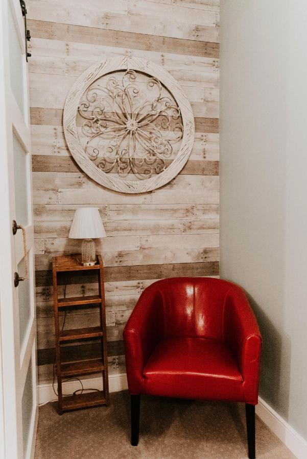 | Georges on York B&B
