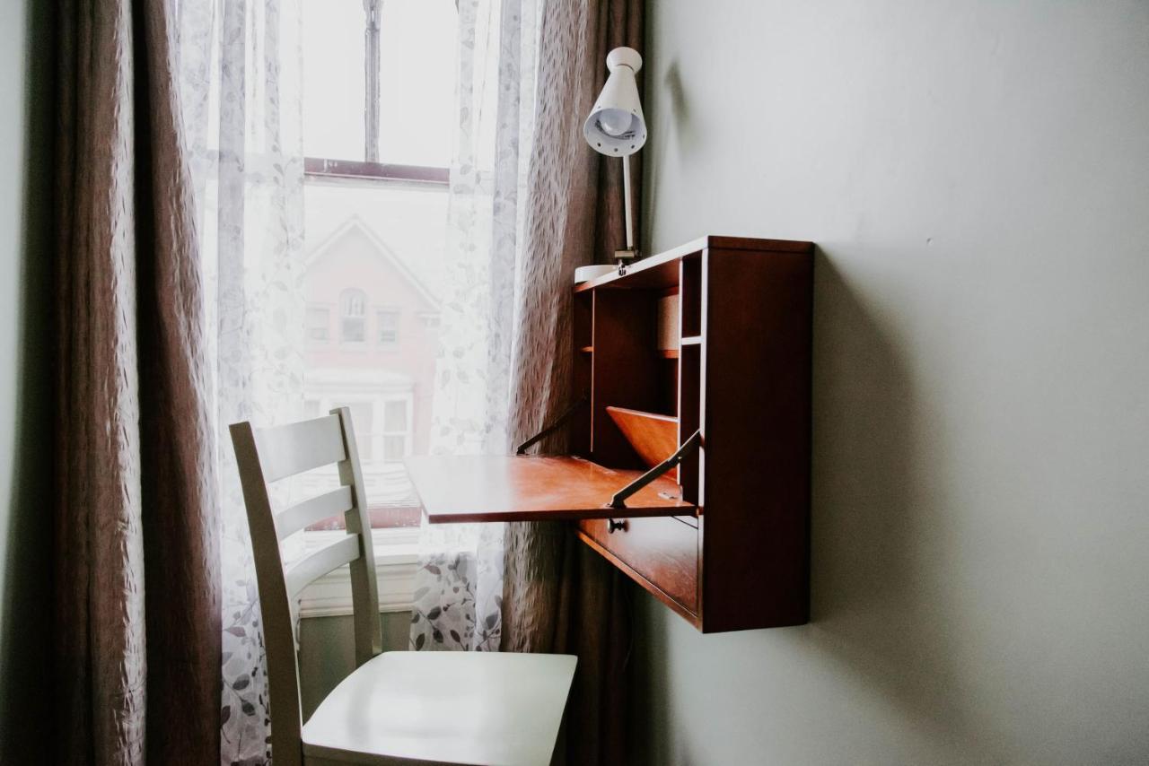 | Georges on York B&B