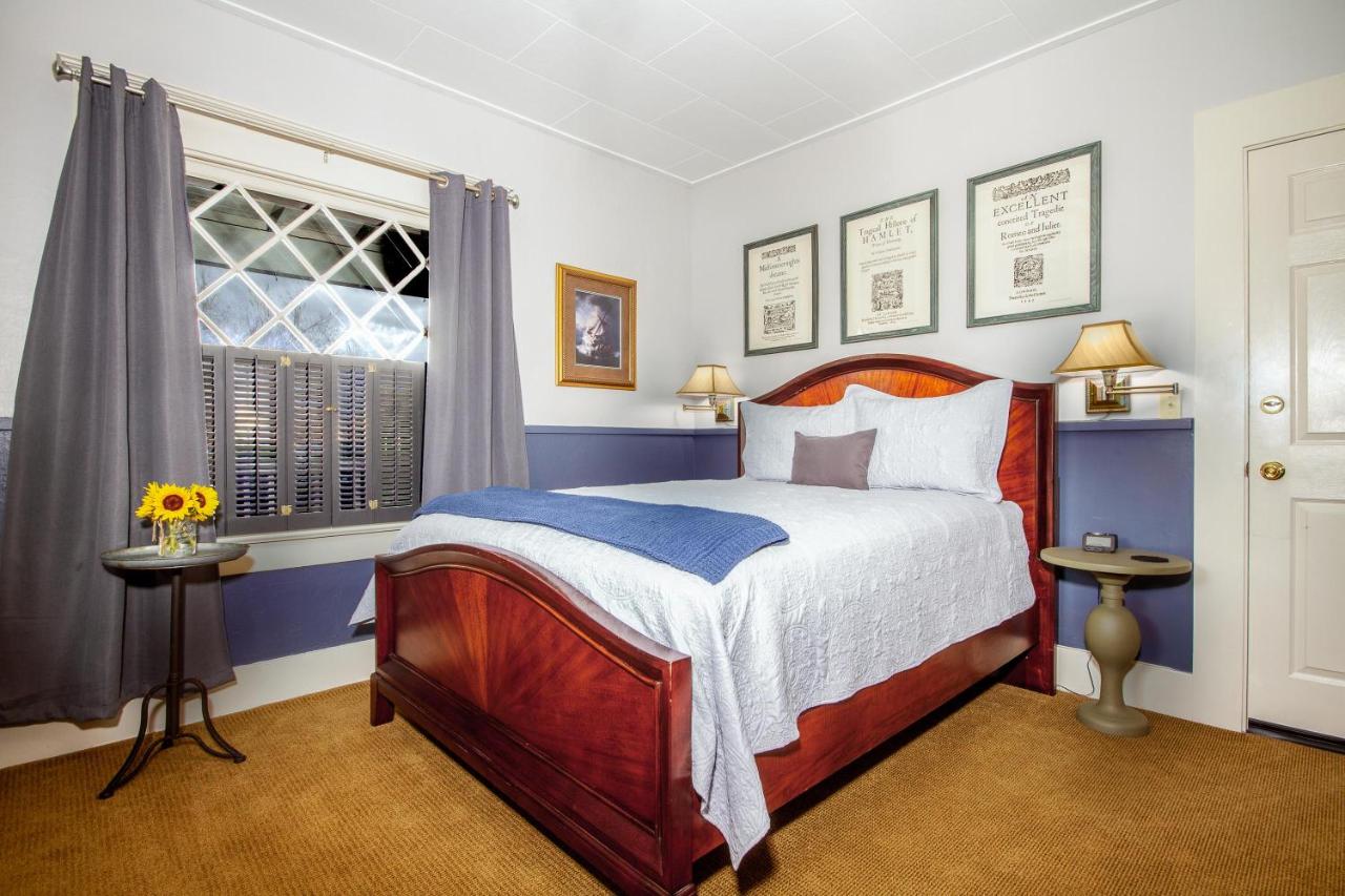  | Oak Hill Bed & Breakfast