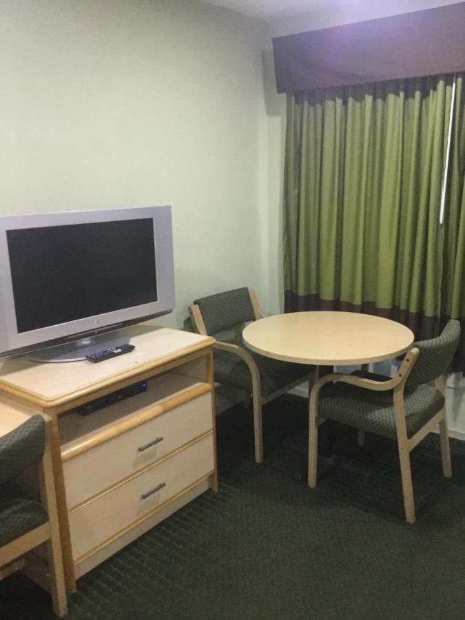| Budget Inn - Laytonville