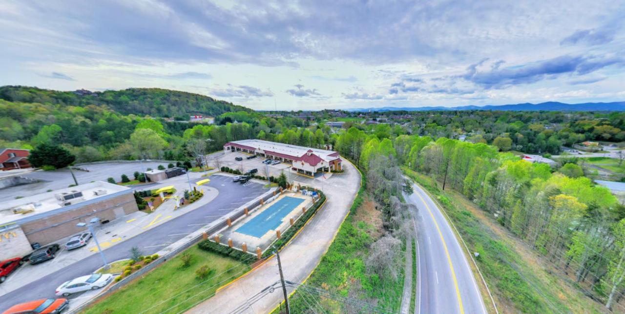 | Dahlonega Mountain Inn