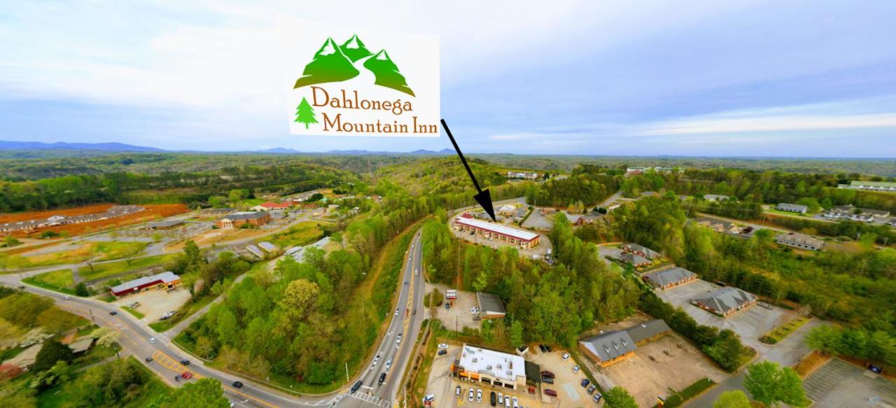  | Dahlonega Mountain Inn