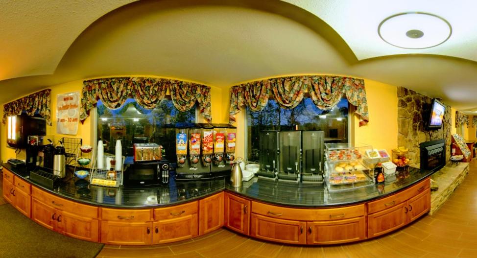  | Dahlonega Mountain Inn