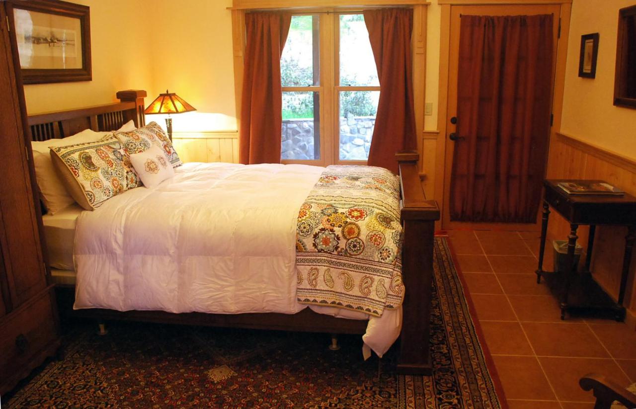 | Sierra Trails Inn