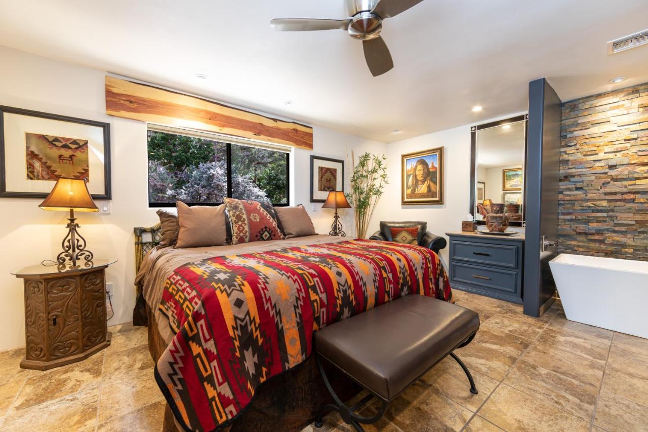 Superior One-Bedroom Suite at A Sunset Chateau