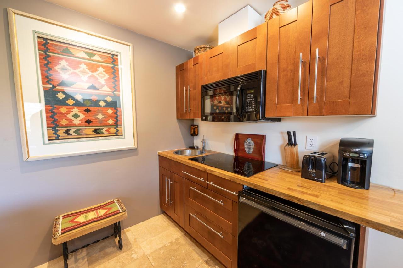 Superior One-Bedroom Suite at A Sunset Chateau