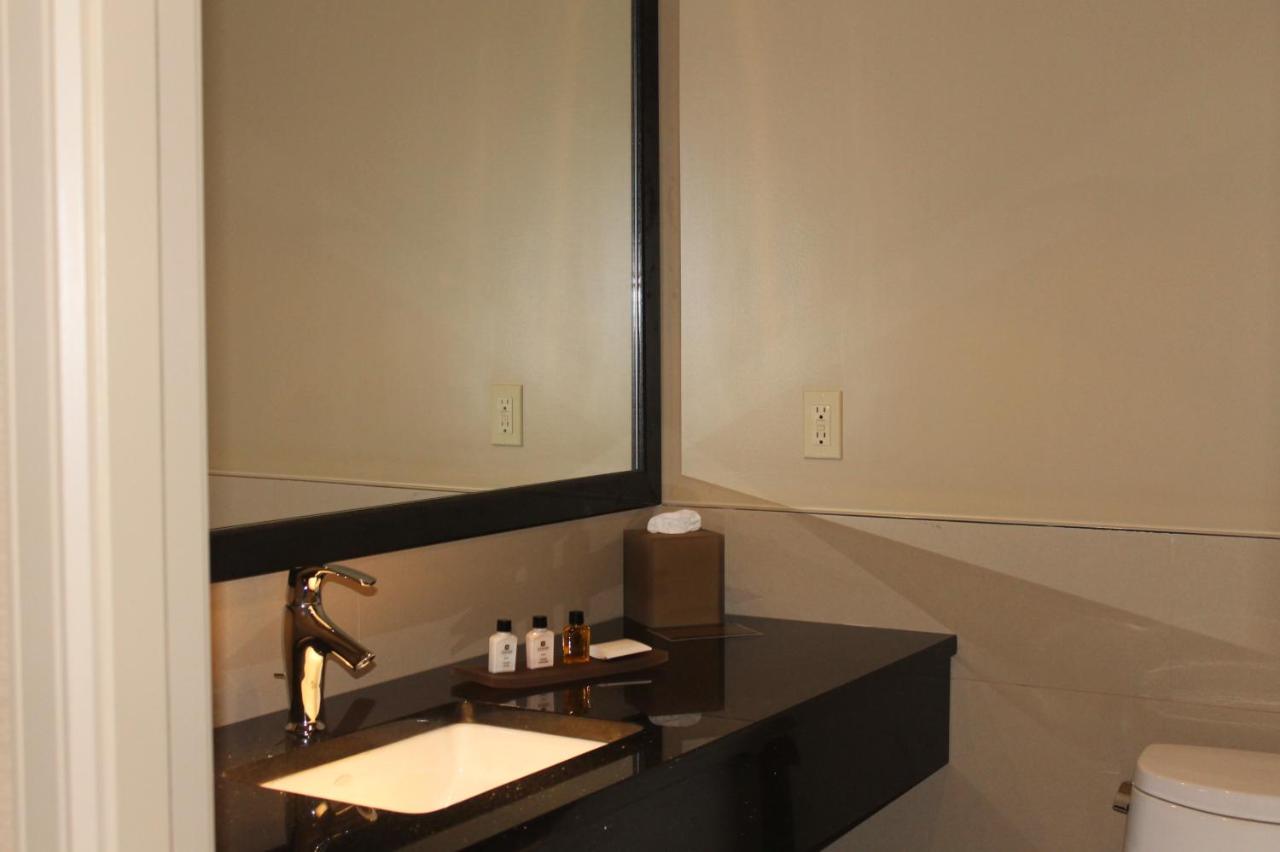 Deluxe Queen Room with Two Queen Beds at Opera House Hotel