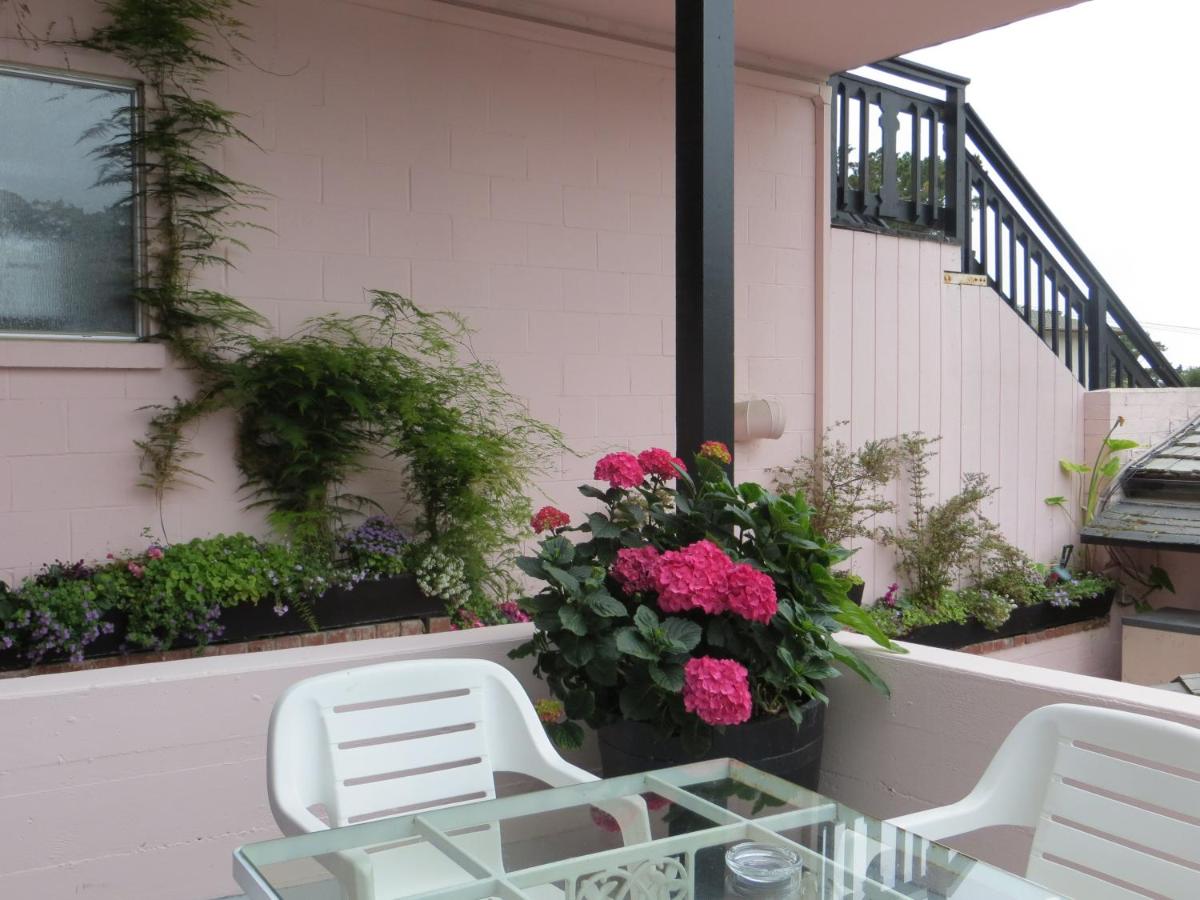 | Hofsas House Hotel