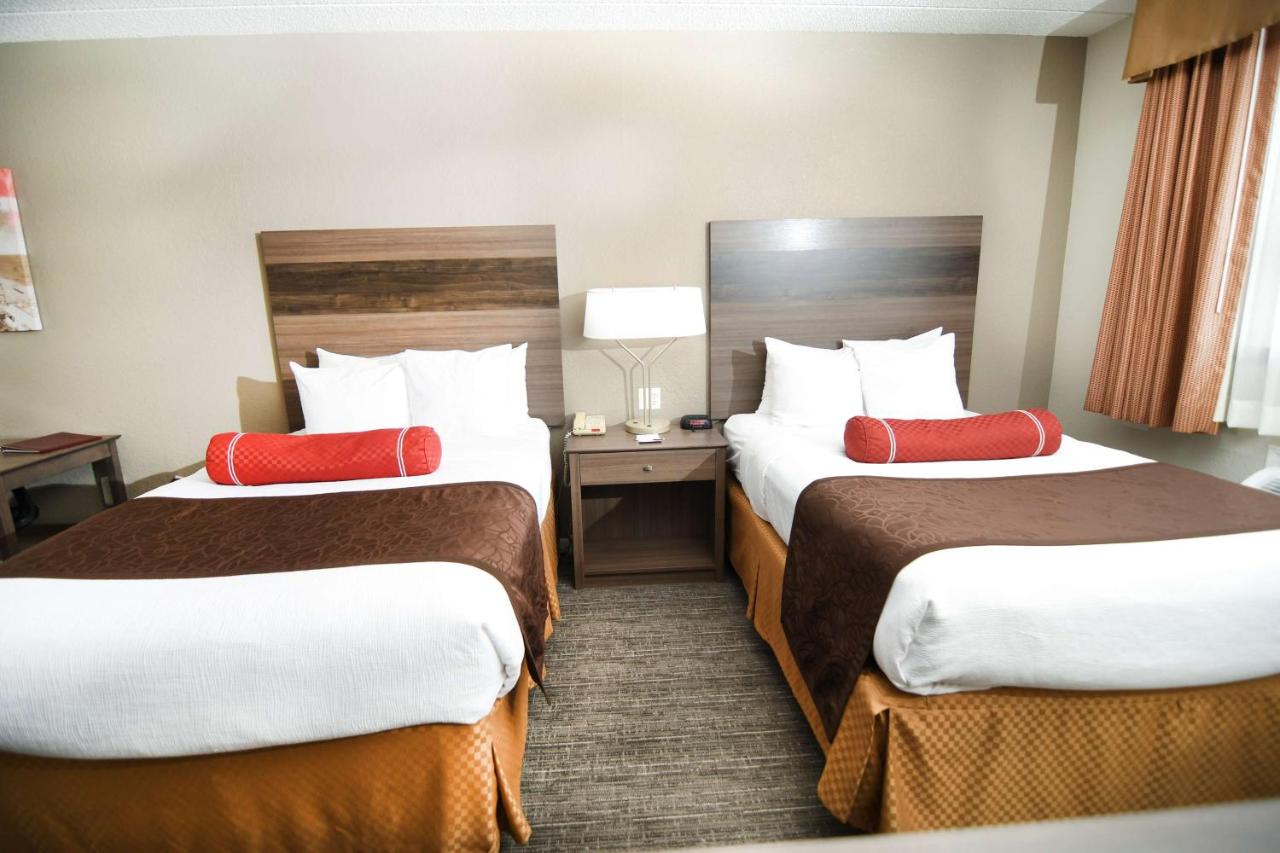 Room #25308913 at Best Western Plus Sandusky Hotel & Suites