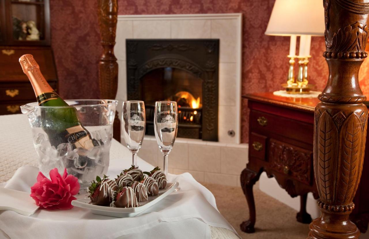 | Churchill Manor