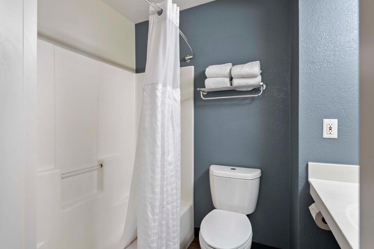 Queen Studio - Non-Smoking at Extended Stay America Select Suites - Charlotte - University Place