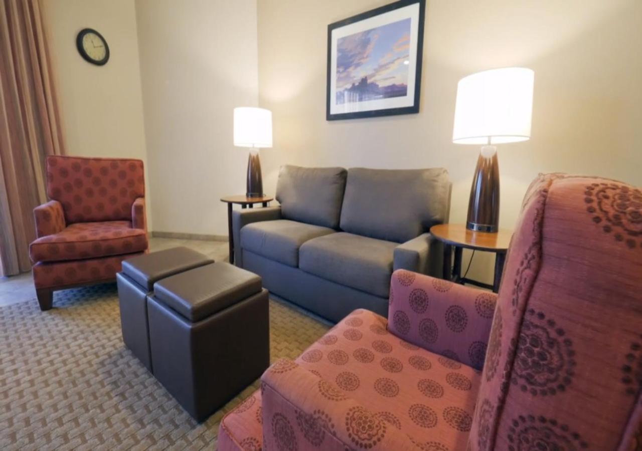 One-Bedroom Suite at Bell Rock Inn