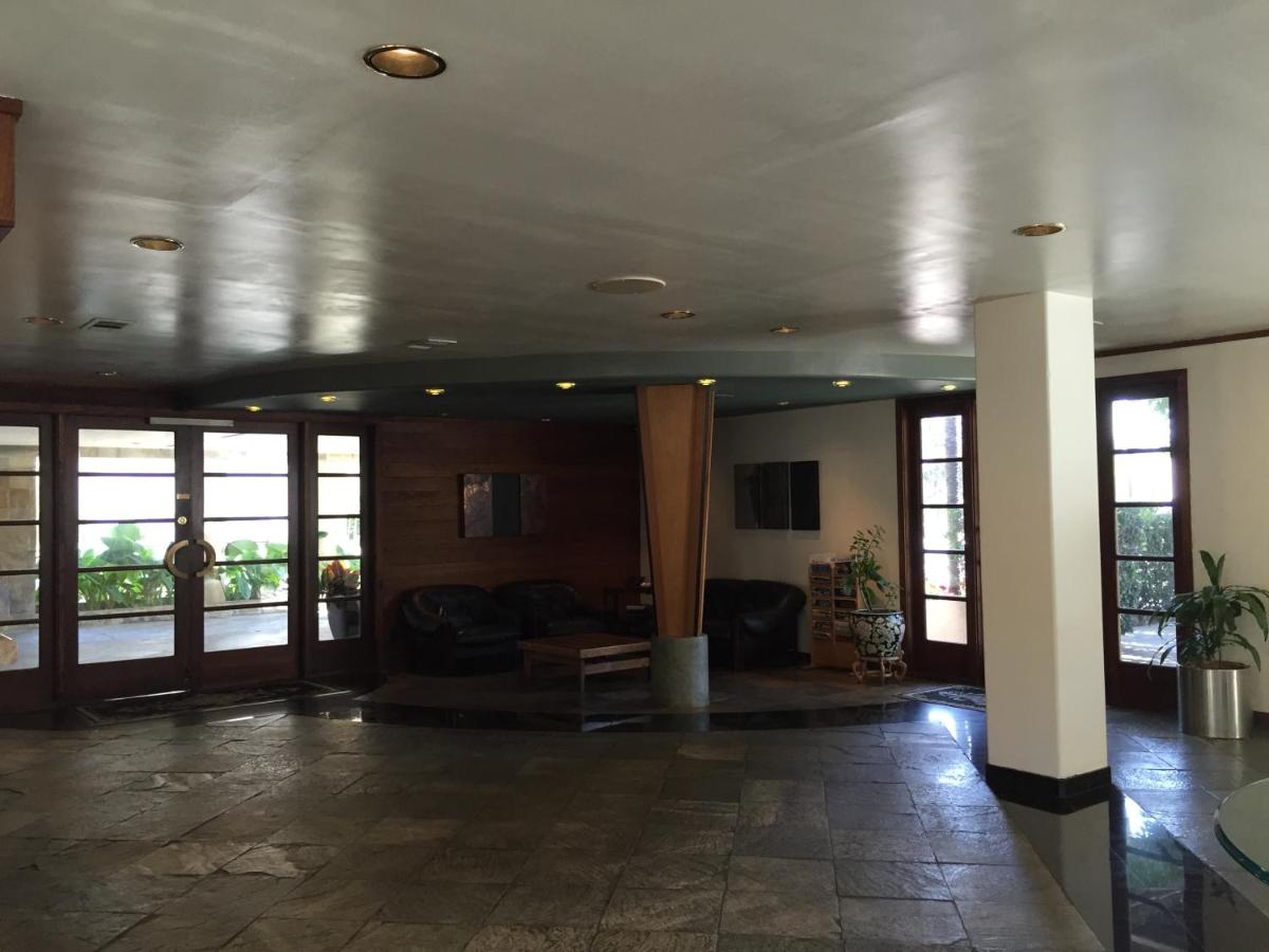 | Mikado Hotel