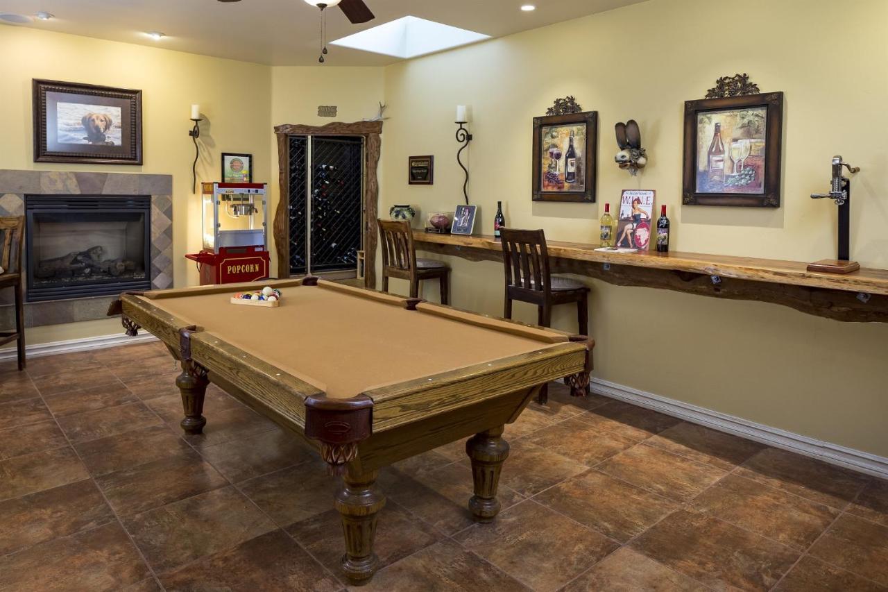  | High Ridge Manor