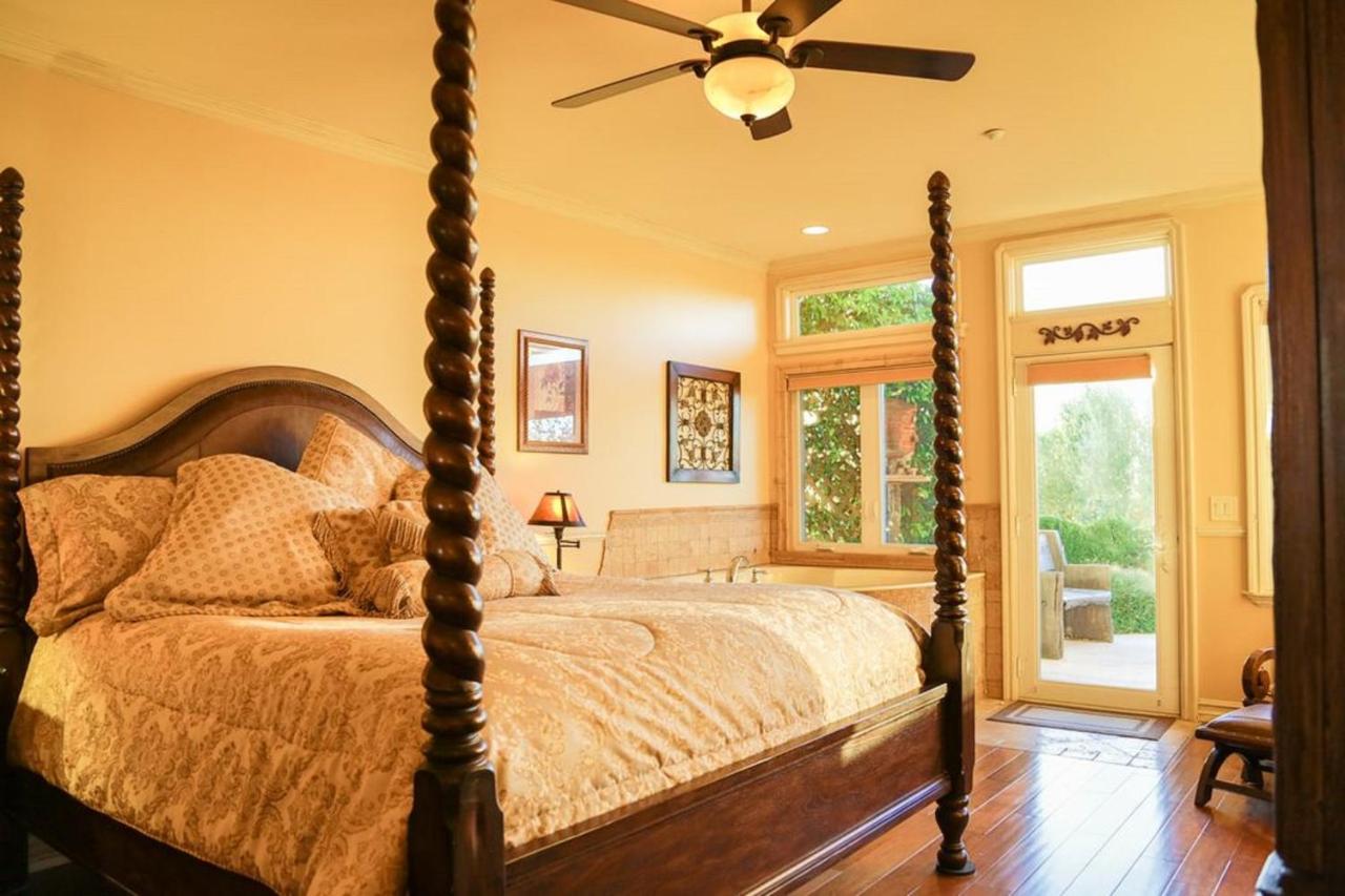 | High Ridge Manor