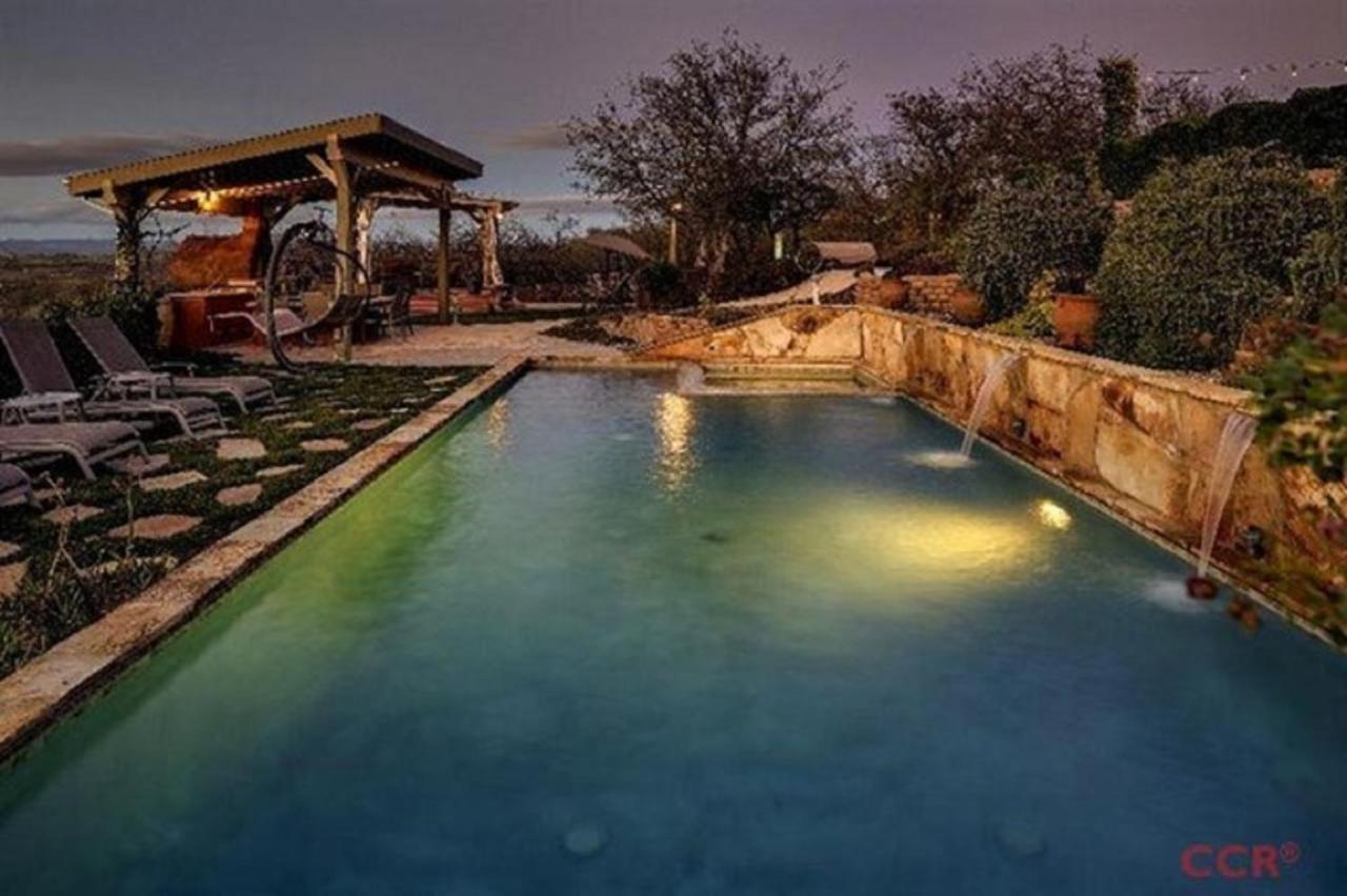 | High Ridge Manor