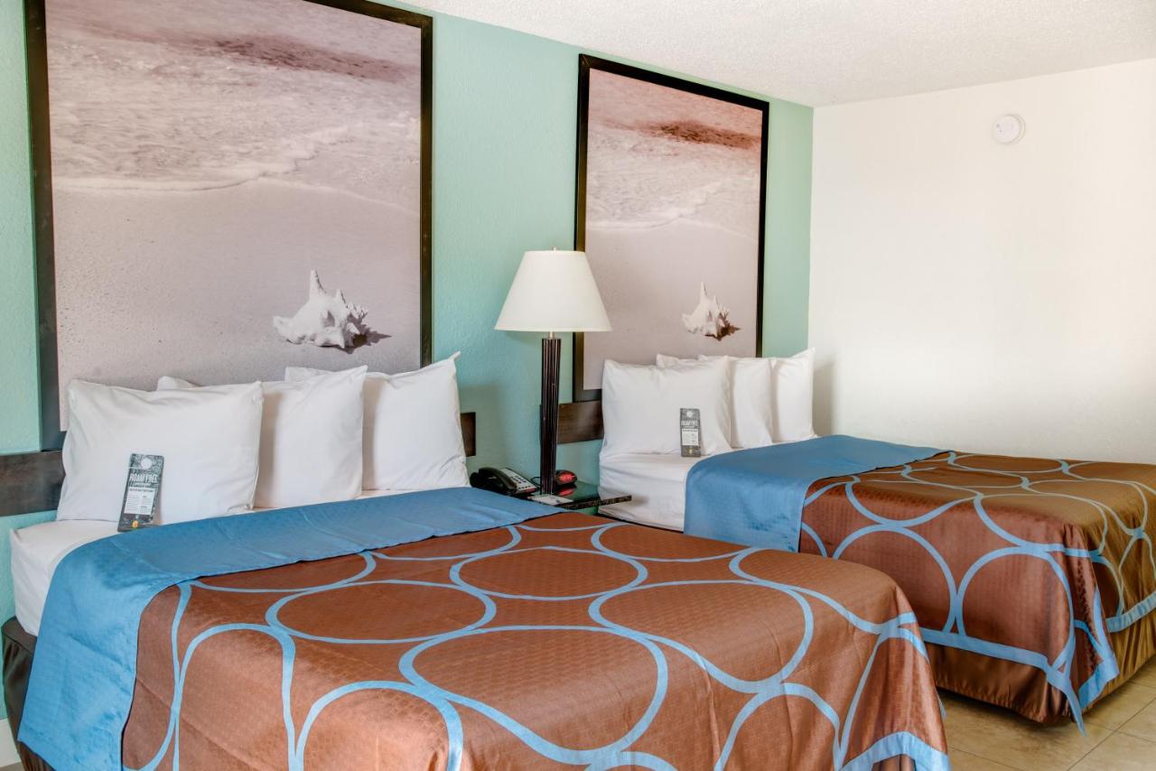 Deluxe Double Room with Two Double Beds - Non-Smoking at Super 8 by Wyndham St. Petersburg