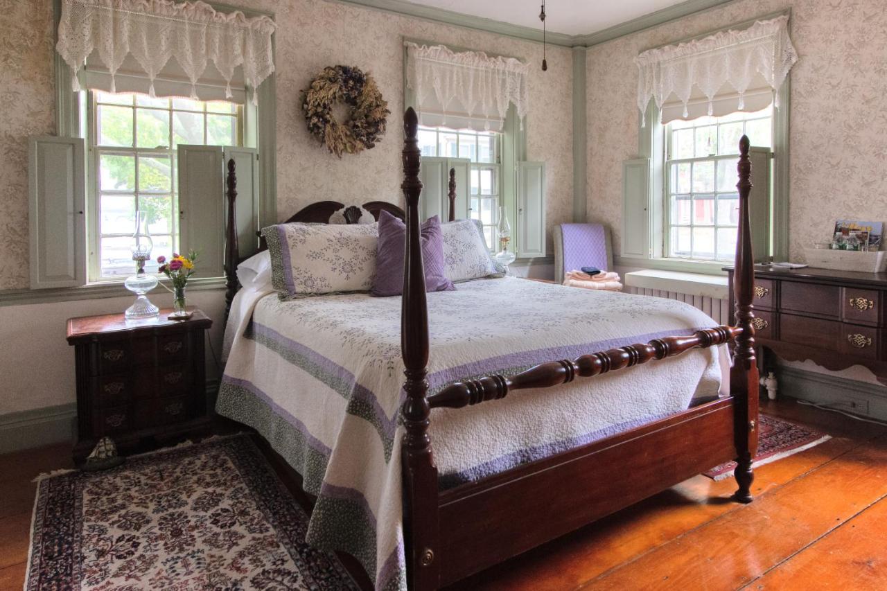  | William's Grant Inn Bed and Breakfast