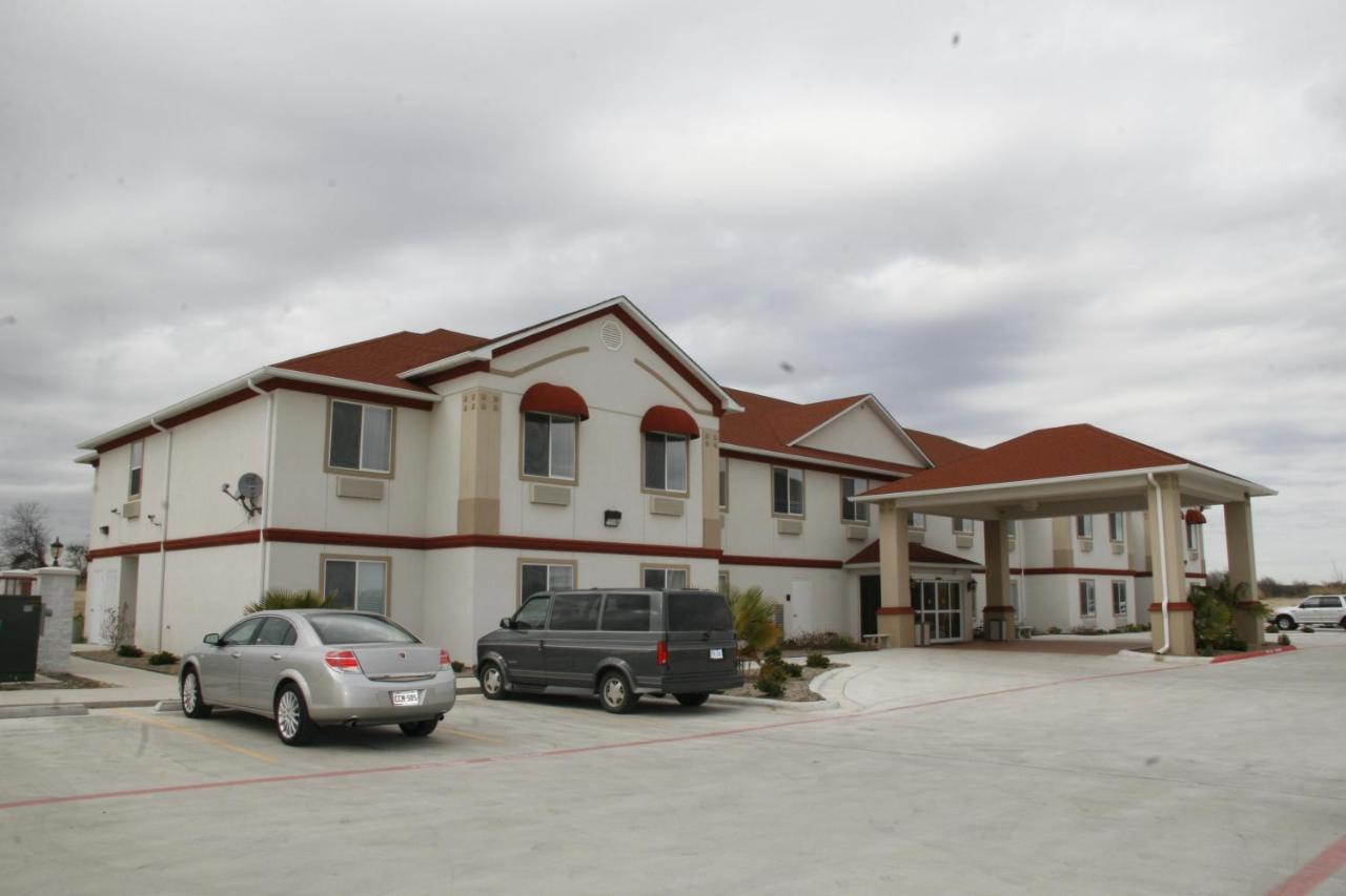  | Budget Host Inn and Suites Cameron