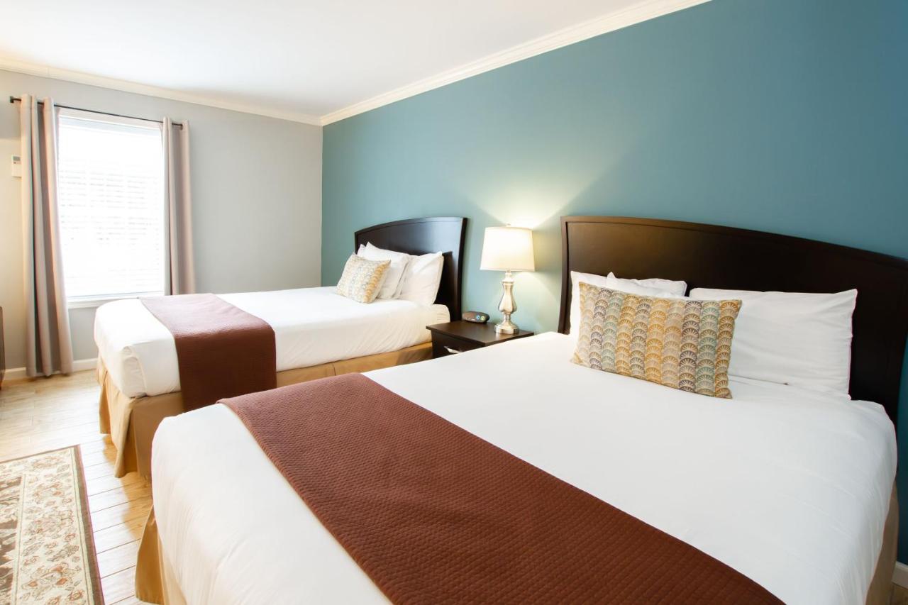 | The Dahlonega Square Hotel & Villas
