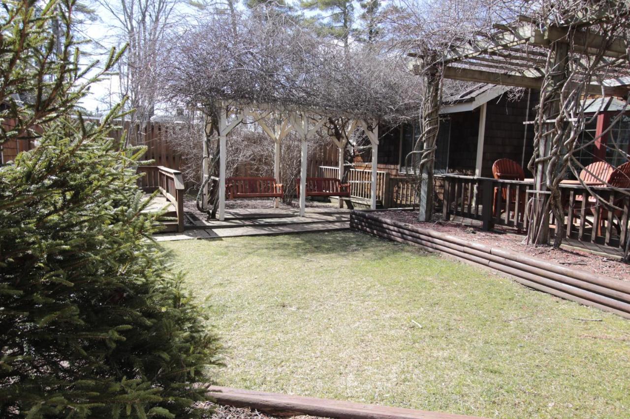 | Ridgeway Inn - Blowing Rock