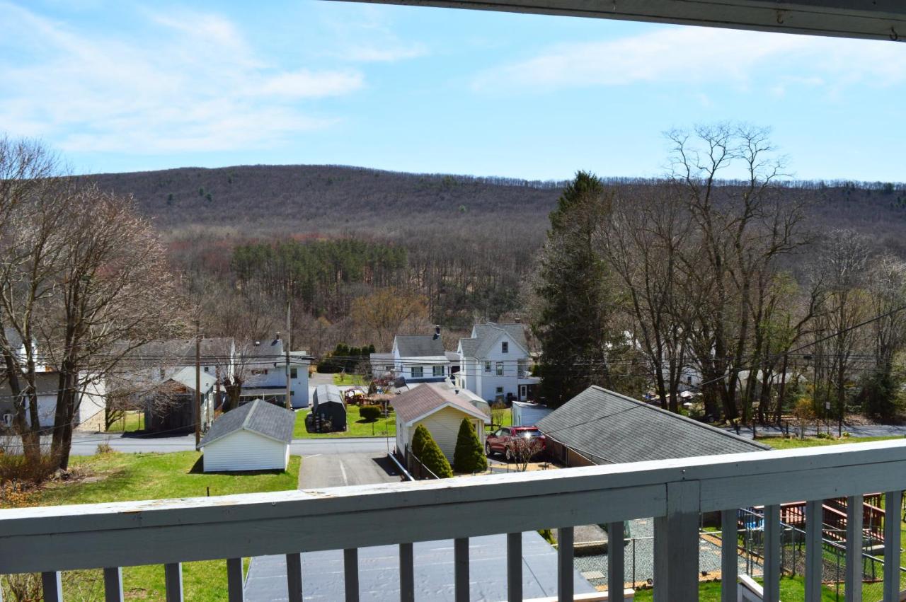 | Mountain View Suites