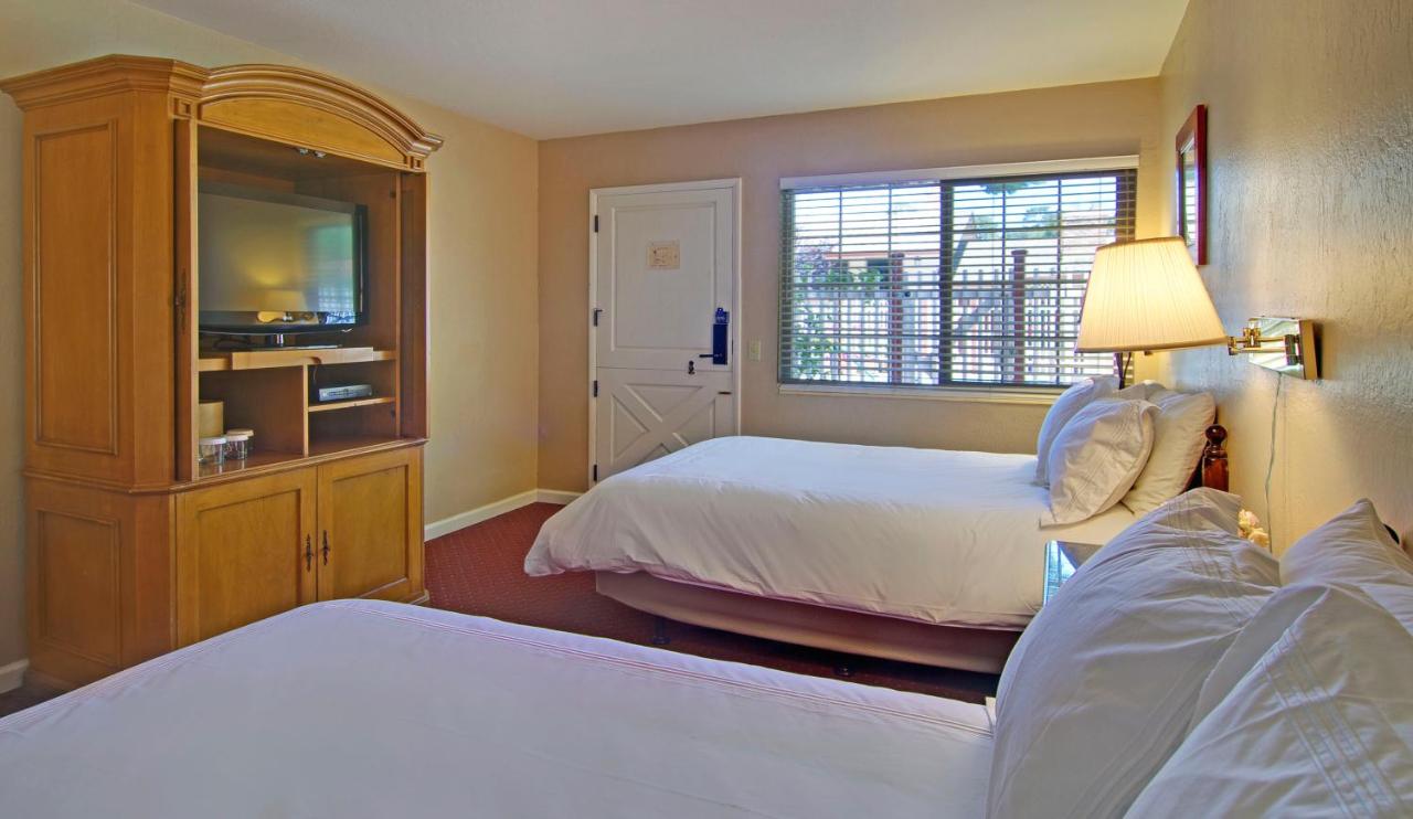 Standard Double Room - Pet Friendly at Svendsgaard's Inn