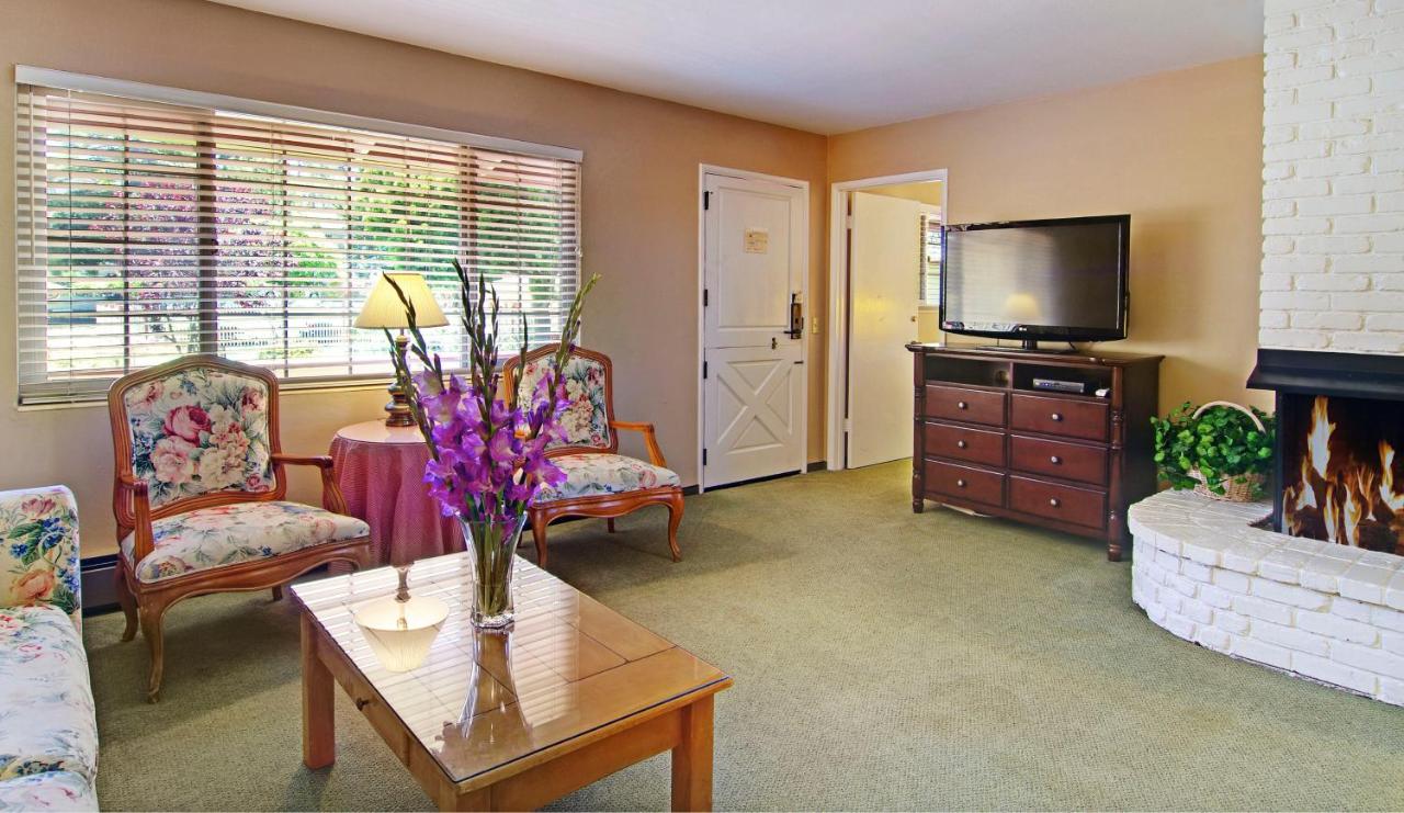 Deluxe Queen Suite at Svendsgaard's Inn