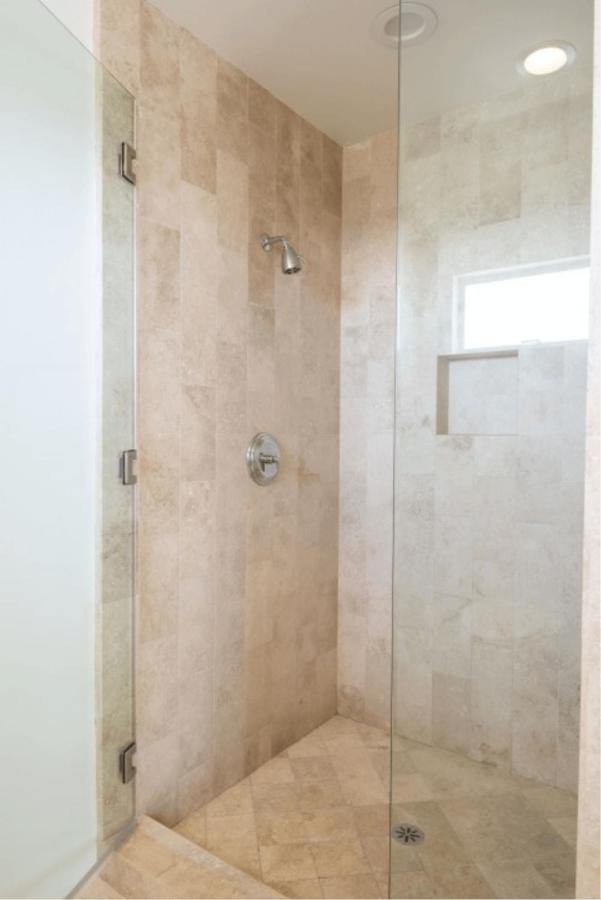 | Villa Sizzle