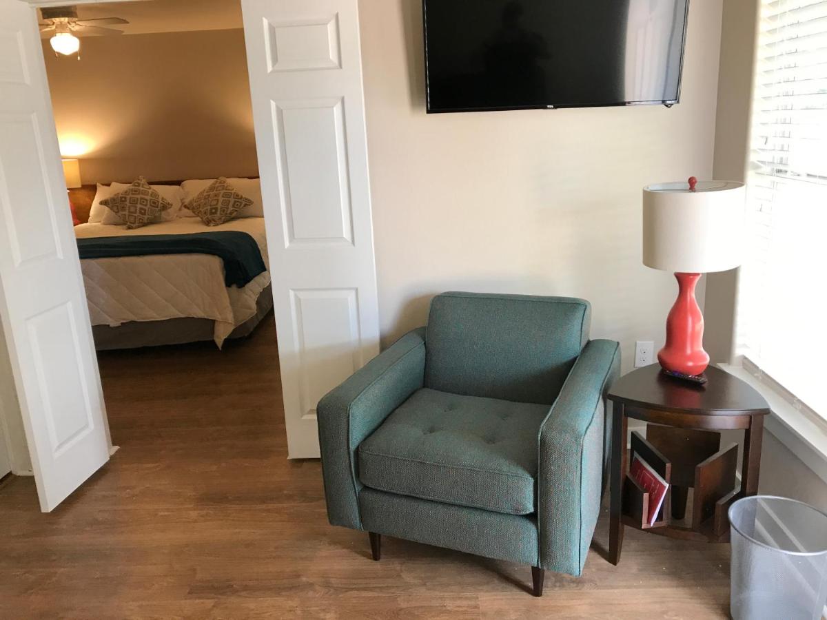 | River Trail Cottages