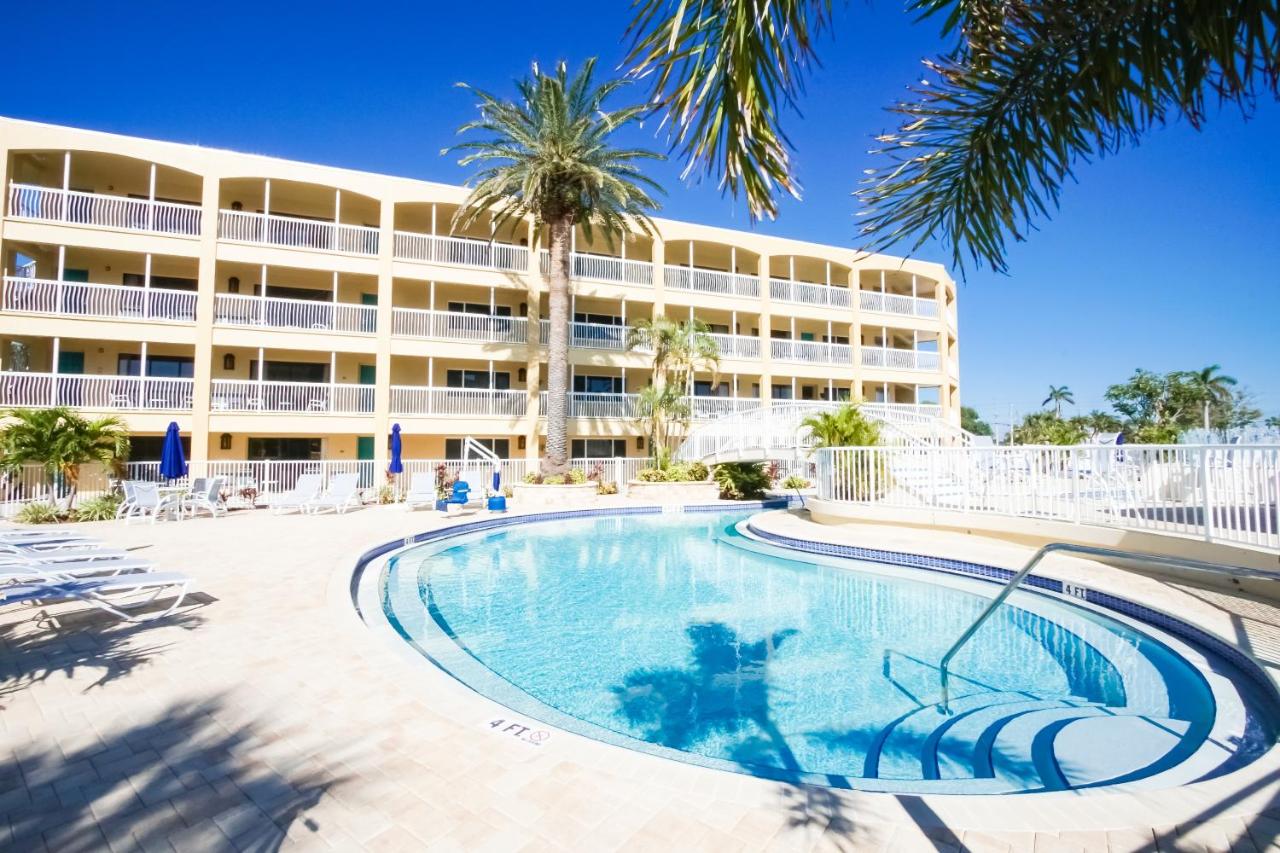 | Coral Reef Resort, a VRI resort