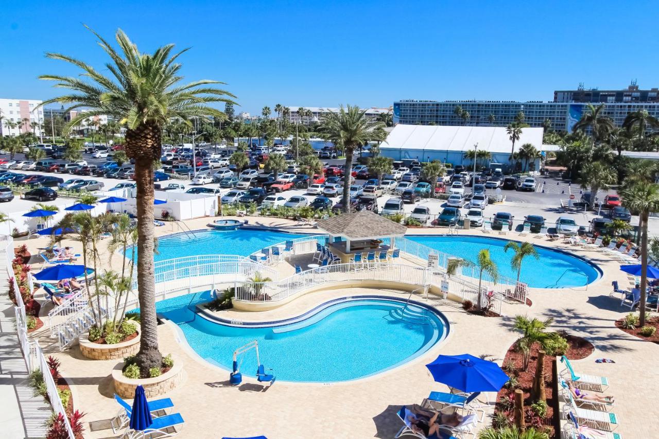 | Coral Reef Resort, a VRI resort
