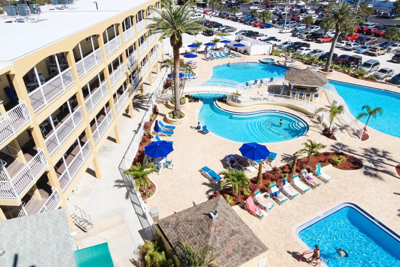 | Coral Reef Resort, a VRI resort