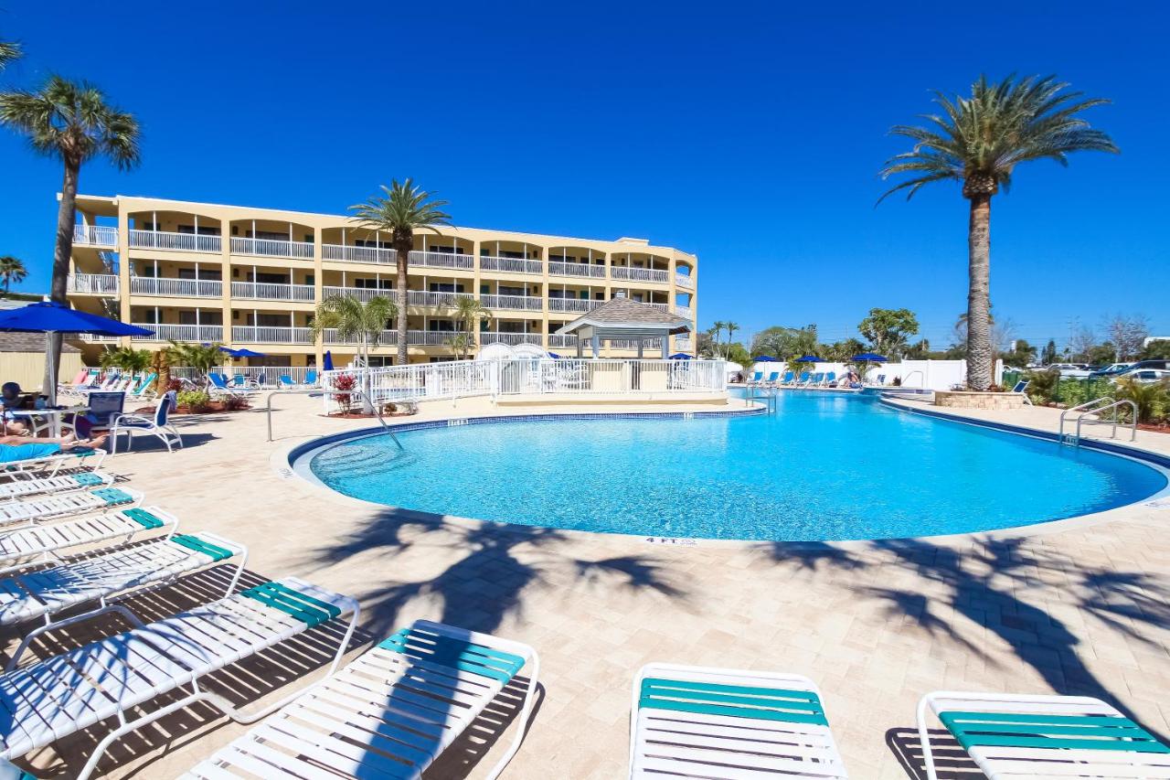 | Coral Reef Resort, a VRI resort