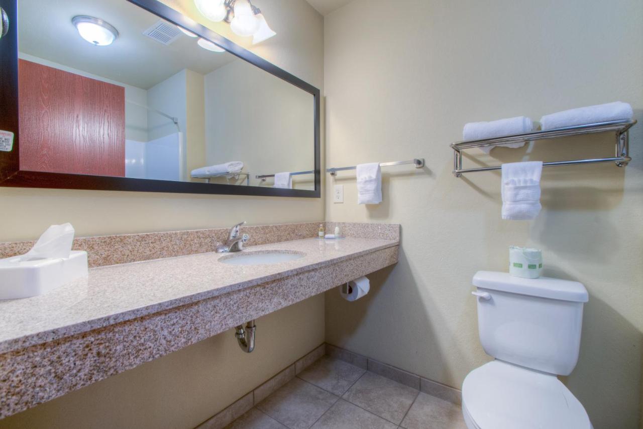| Cobblestone Inn & Suites - Wray