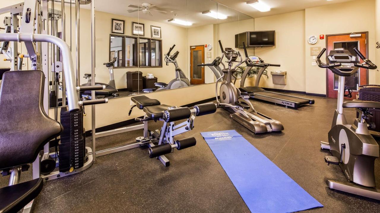 | Best Western Plus Seminole Hotel & Suites