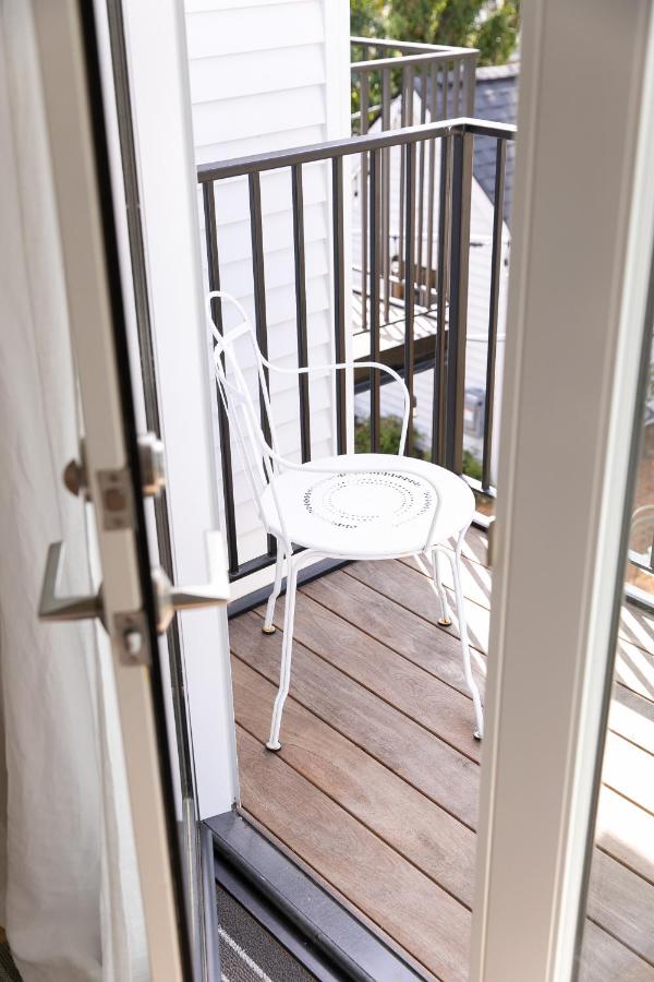| Guest House Raleigh