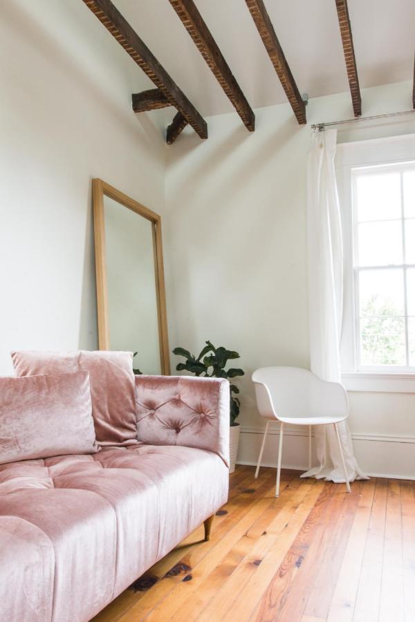 | Guest House Raleigh