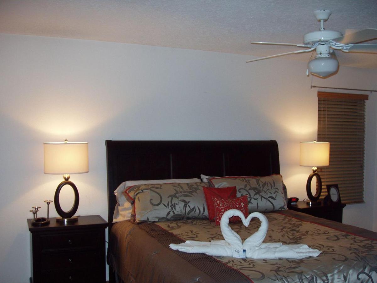 | Your perfect family holiday! Private pool, Games Room, 12 Mins to Disney