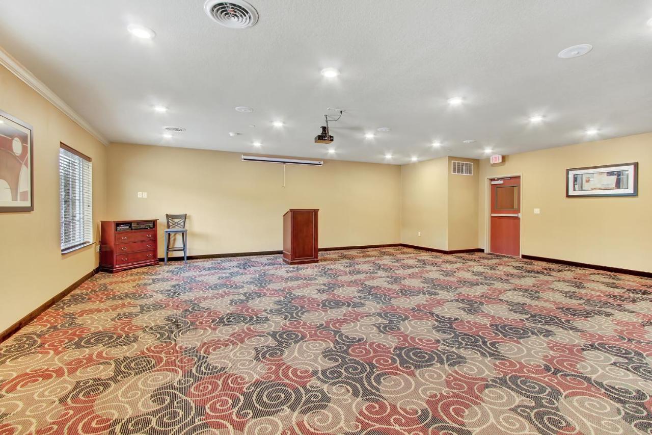 | Cobblestone Hotel & Suites - Waynesboro
