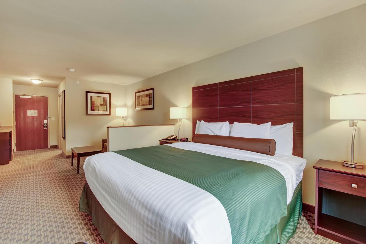 | Cobblestone Hotel & Suites - Waynesboro