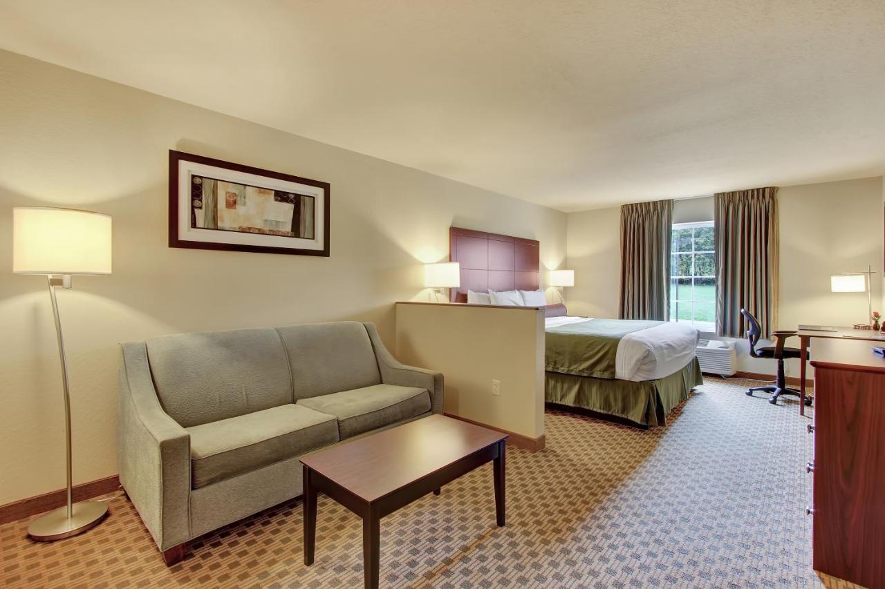  | Cobblestone Hotel & Suites - Waynesboro