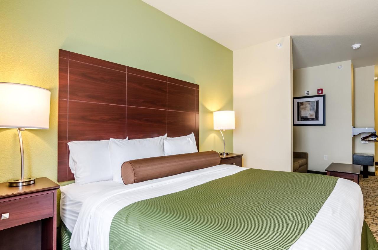 Studio - Disability Access at Cobblestone Hotel & Suites - McCook