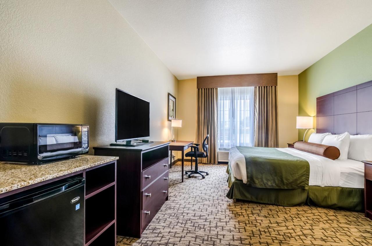 Studio - Disability Access at Cobblestone Hotel & Suites - McCook